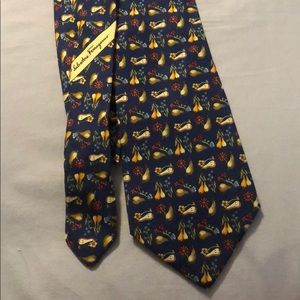 Salvatore ferragamo tie